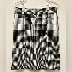 Banana Republic Houndstooth Skirt.